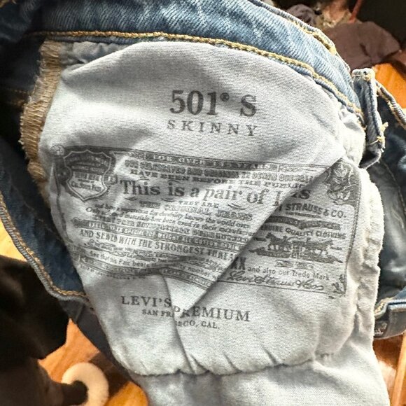 Levi's | 501® Skinny Women's Jeans - Picture 3 of 7